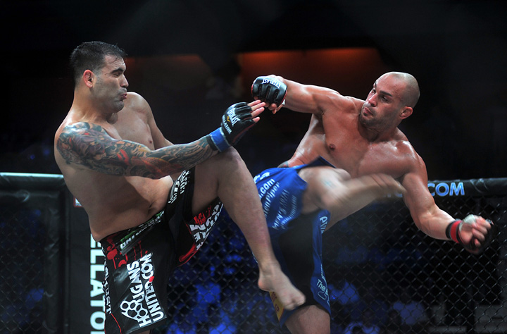 Ricco_Rodriguez_vs._Seth_Petruzelli_4.JPG