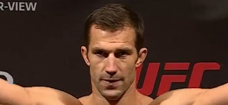 Luke_Rockhold_wide_18.jpg